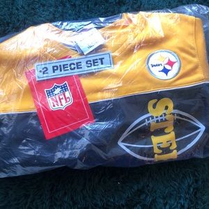 STEELERS 2 piece set children NFL sport original. New in package.
